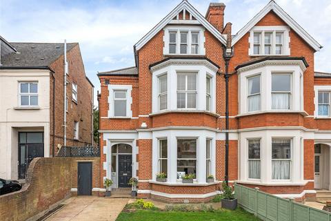 5 bed property, in Earlsfield Road, £1,650,000