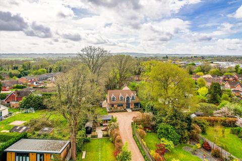 4 bed property, in Swan Lane, £1,150,000