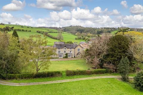 8 bed property, in Leintwardine, £795,000