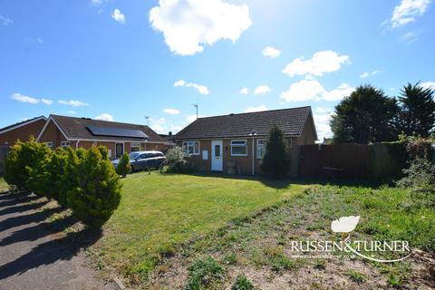 2 bed property, in James Close, £270,000