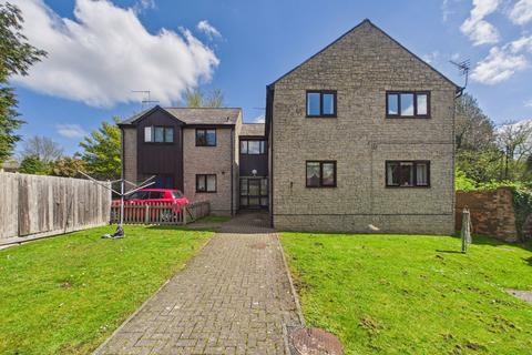 1 bed property, in Buckshaft Road, £110,000