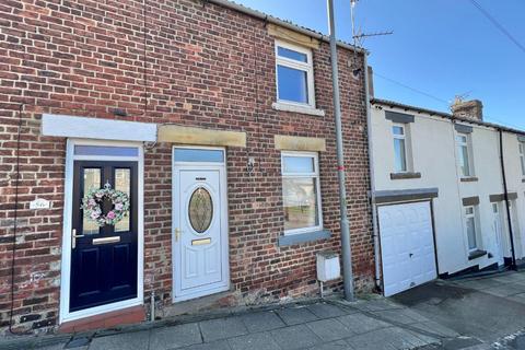 2 bed property, in Newton Cap Bank, £55,000