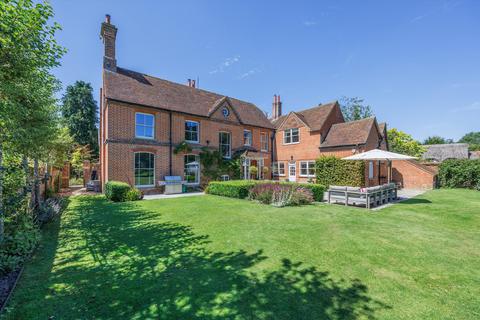 6 bed property, in Chieveley, £2,950,000