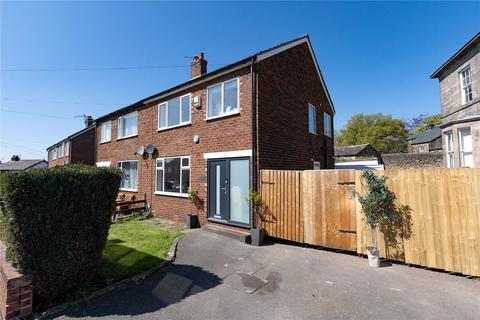 3 bed property, in Stoneythorpe, £349,000