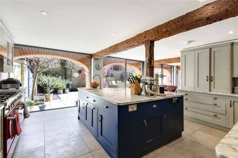 5 bed property, in Brasted Road, £1,500,000