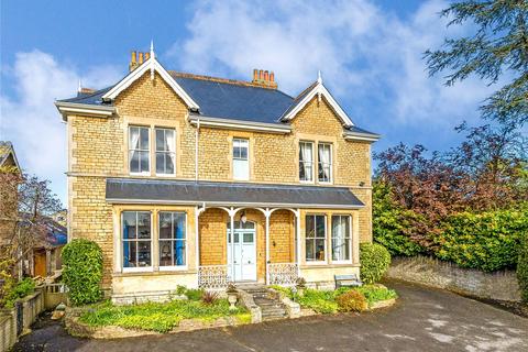 5 bed property, in Bath Road, £1,350,000
