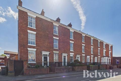 4 bed property, in St Michaels Street, £425,000