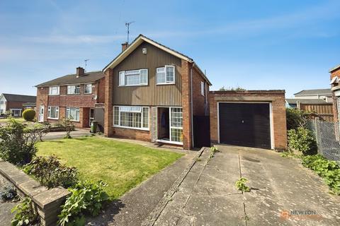 3 bed property, in Fishpools, £310,000