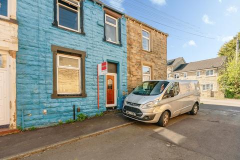 3 bed property, in Gill Street, £82,500