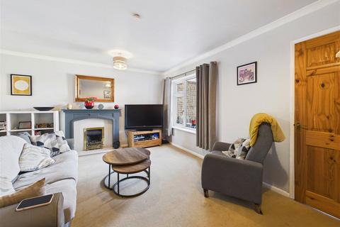 3 bed property, in Cartmel Close, £255,000
