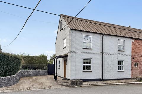 3 bed property, in Upton Scudamore, £425,000