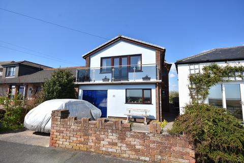 3 bed property, in Rampside, £425,000