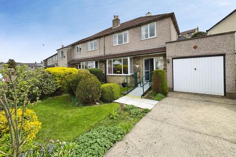 3 bed property, in Riversway, £374,950