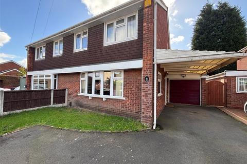 3 bed property, in Albert Villas, £215,000
