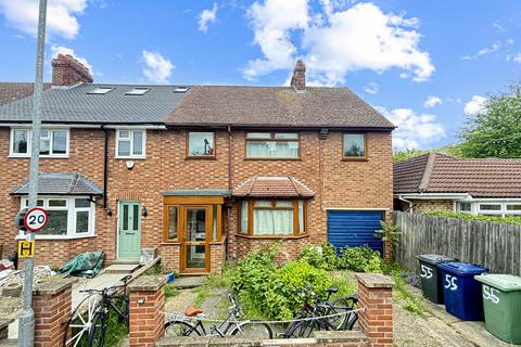 4 bed property, in Natal Road, £500,000