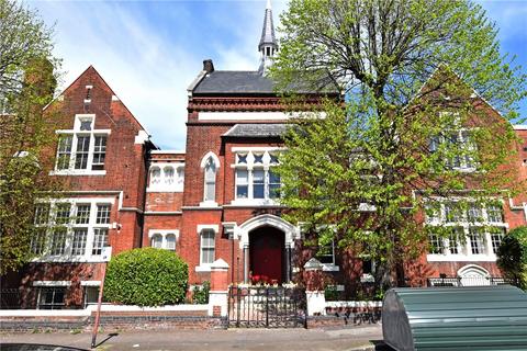 2 bed property, in Roan Court, £650,000