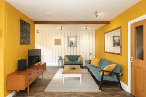 4 bed property, in The Old Post Office, £399,950