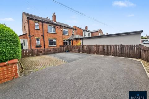 3 bed property, in Westroyd Avenue, £230,000