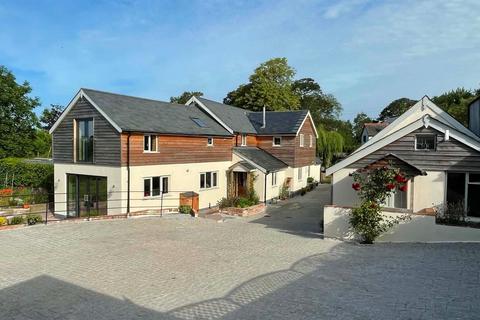 4 bed property, in Talaton, £850,000