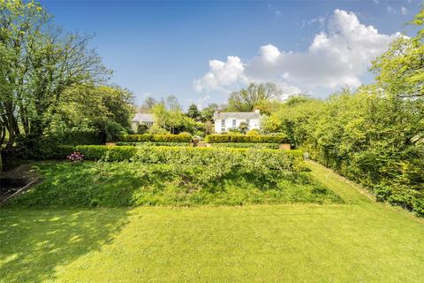 5 bed property, in Cooksland Road, £725,000