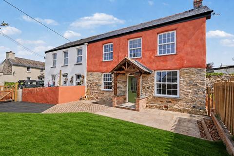 3 bed property, in West Down, £375,000
