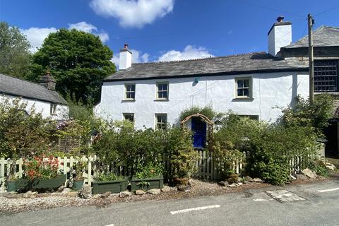 3 bed property, in Altarnun, £350,000