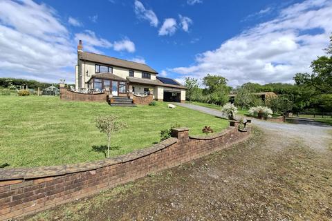 4 bed property, in Heol Ddu, £775,000