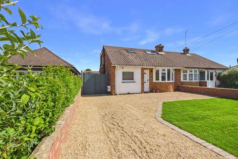 3 bed property, in Windmill Drive, £430,000