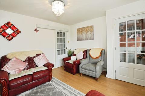 3 bed property, in Corneville Road, £155,000