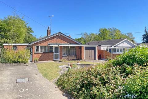 3 bed property, in Rookery Lane, £425,000