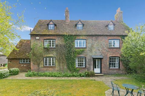 4 bed property, in Park Street Lane, £1,500,000
