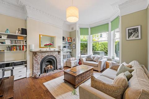 5 bed property, in Hillfield Road, £2,000,000