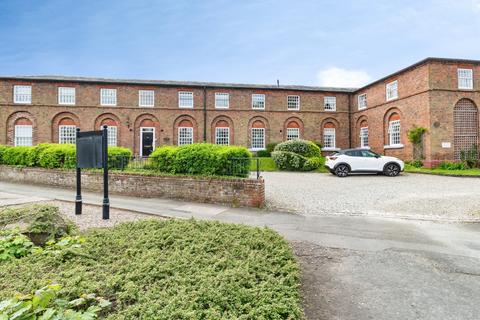 1 bed property, in Park Court, £95,000