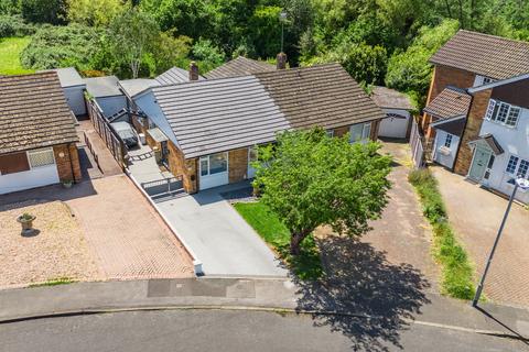 2 bed property, in Brookside, £525,000