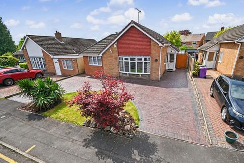 3 bed property, in The Meadway, £399,950