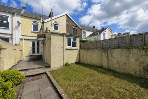 3 bed property, in Rolle Street, £190,000