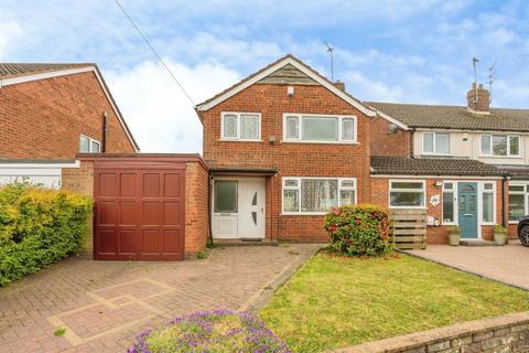 3 bed property, in Ashburton Road, £300,000