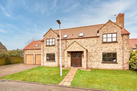 5 bed property, in 7 Park View, £550,000