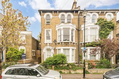 2 bed property, in Algernon Road, £475,000