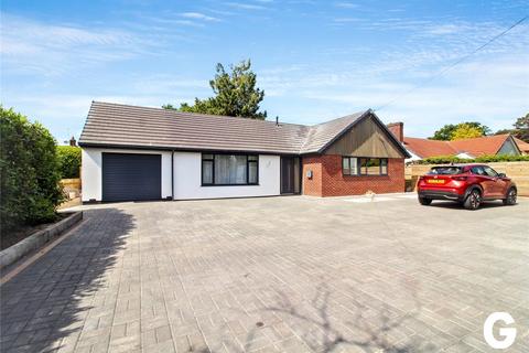 4 bed property, in Laurel Lane, £695,000