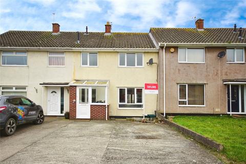 3 bed property, in Newnham Place, £280,000