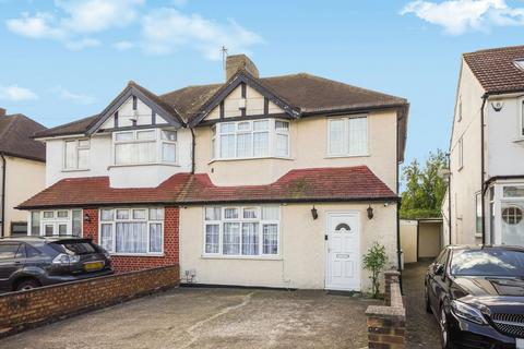 3 bed property, in Prescelly Place, £599,950