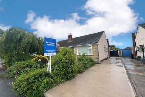 2 bed property, in Barkhill Road, £290,000