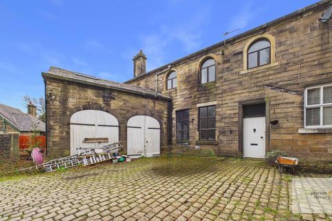 3 bed property, in East View, £375,000