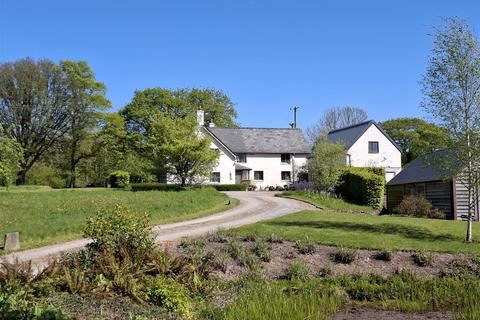 4 bed property, in Upper House Farm Walterstone, £985,000