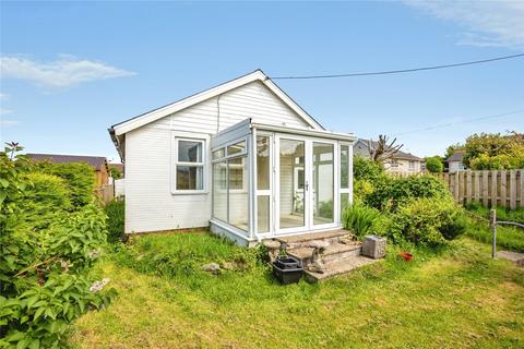 3 bed property, in Aberporth, £130,000