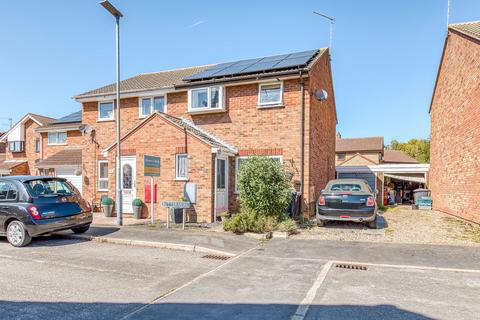 2 bed property, in Buttermere, £210,000