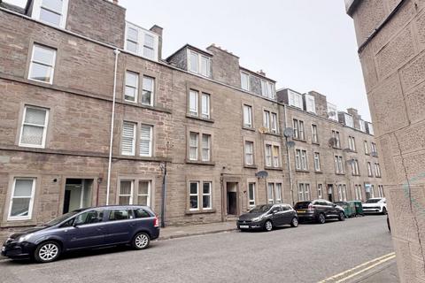 3 bed property, in 21E, £60,000