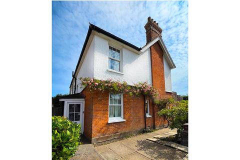 4 bed property, in Meads Road, £550,000