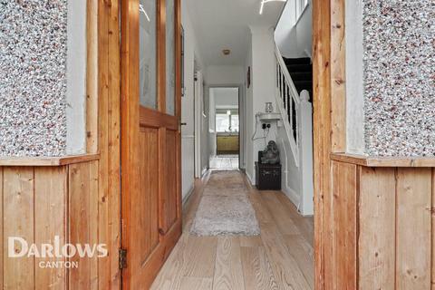 3 bed property, in Charteris Road, £275,000